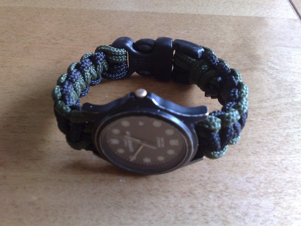 41 Cool DIY Paracord Projects for Survivalists and Preppers